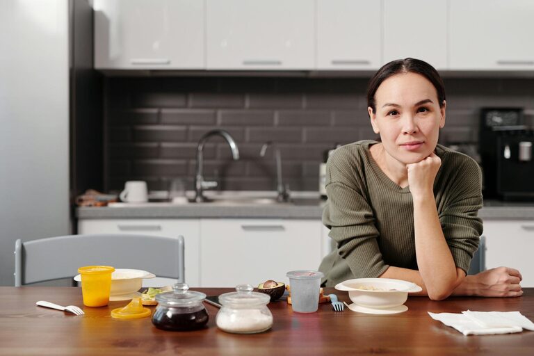 How to Create a Simple Weekly Meal Plan for Stress-Free Cooking