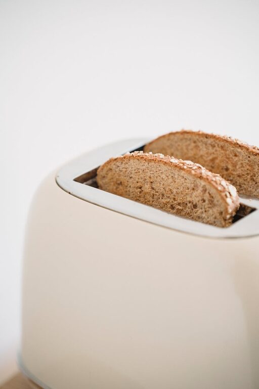 Beginner Guide to Using a Slow Cooker for Easy, Tasty Meals